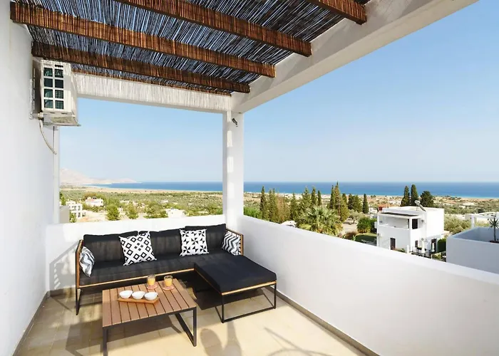 Villa Petalouda By *