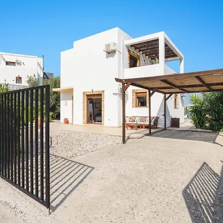 Villa Petalouda By *