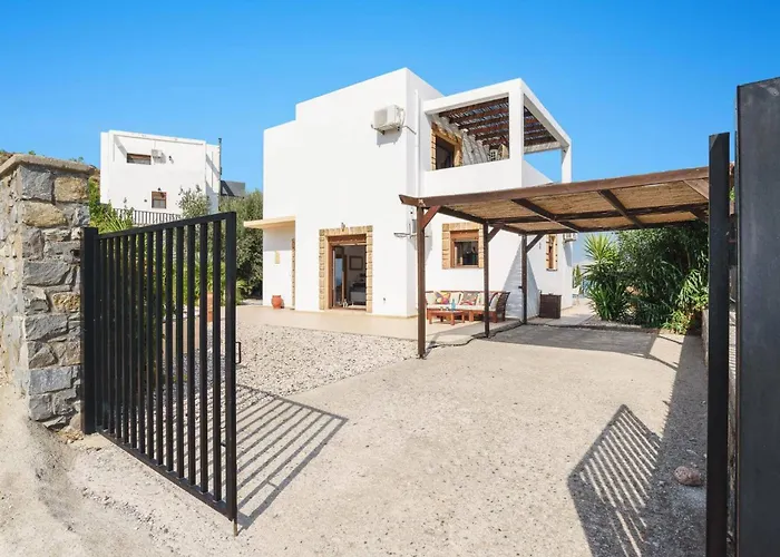 فيلة Petalouda By *